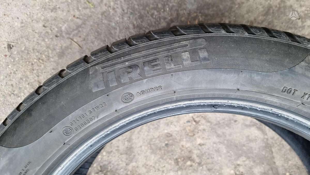 Pirelli Sottozero 3, winter 245/50 R19