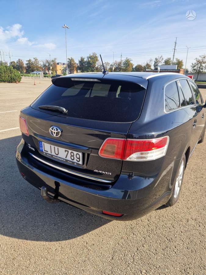 Toyota Avensis - 3