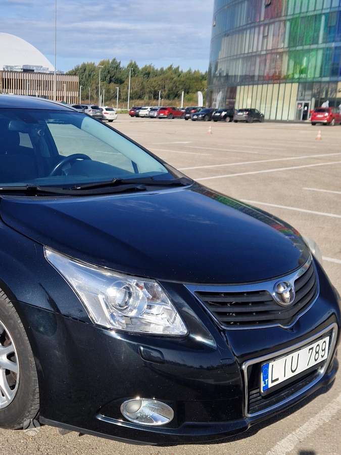 Toyota Avensis - 6