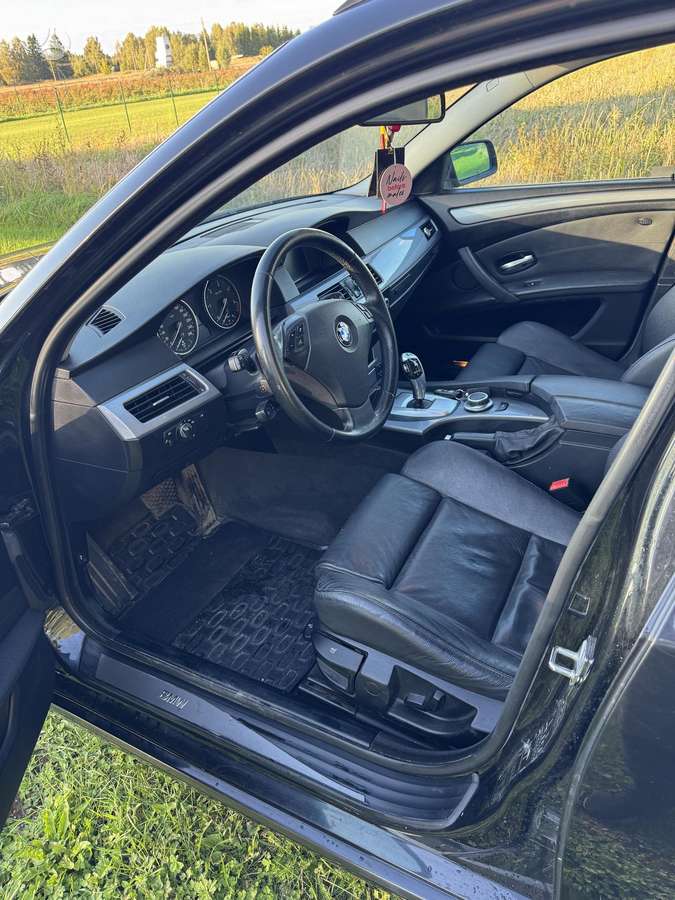 BMW 525, 2.0 l., Универсал