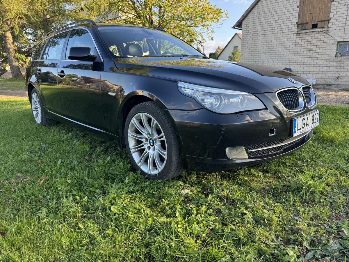 BMW 525, 2.0 l., universalas
