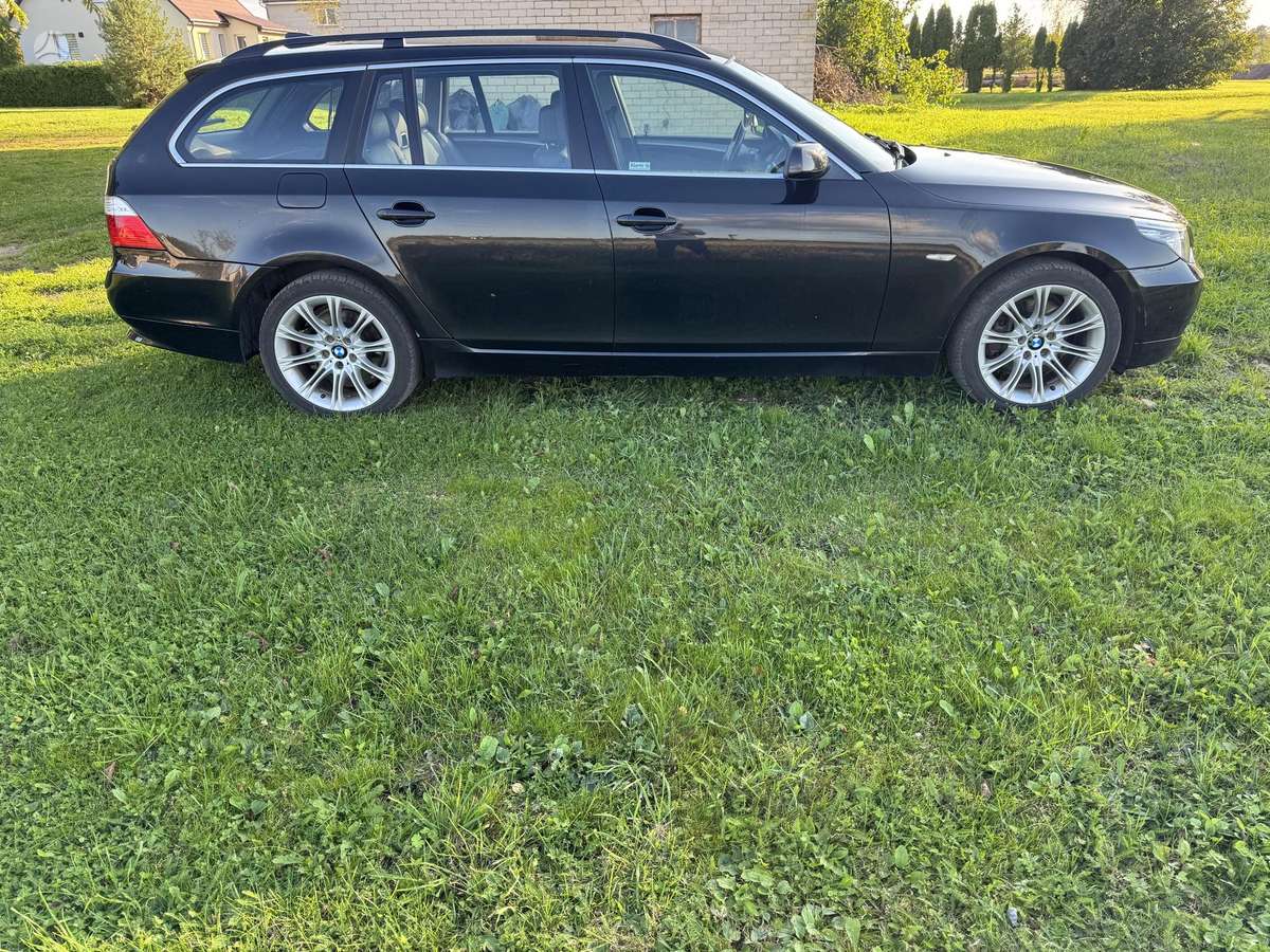 BMW 525, 2.0 l., Универсал