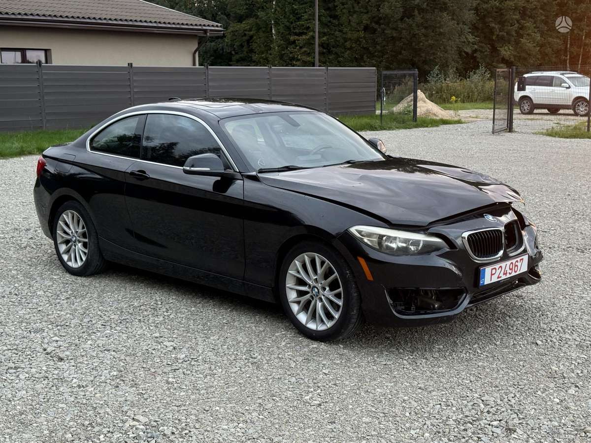 BMW 228, 2.0 l., coupe