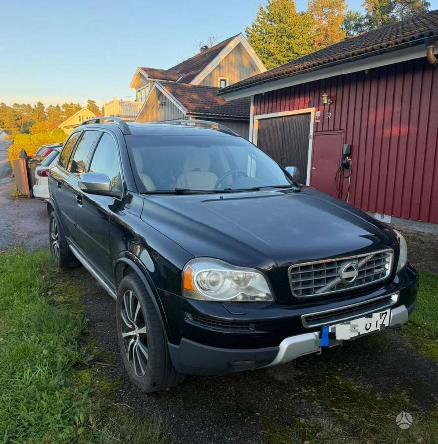 Volvo XC90 - 1