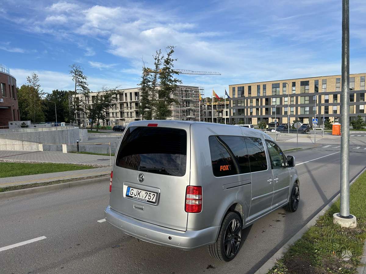 Volkswagen Caddy Maxi - 3