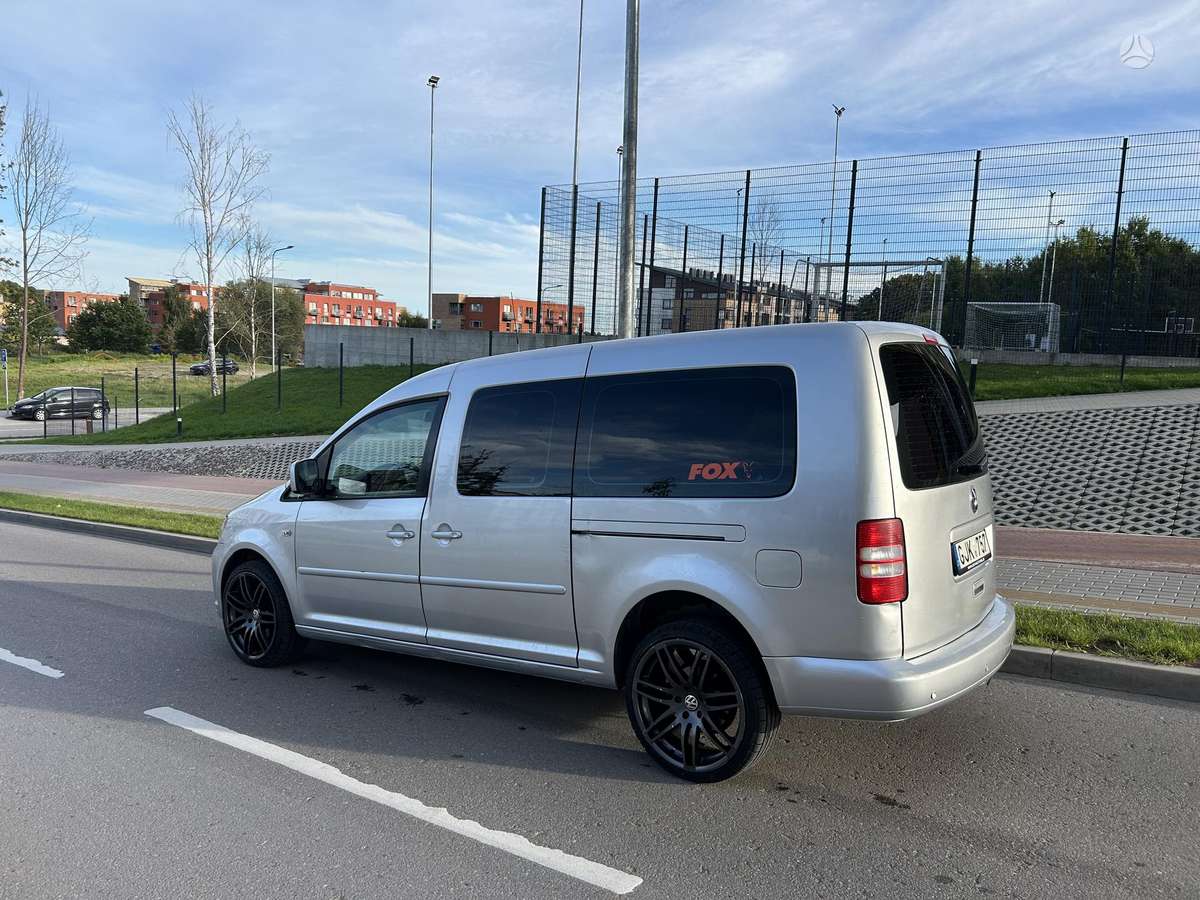 Volkswagen Caddy Maxi - 4