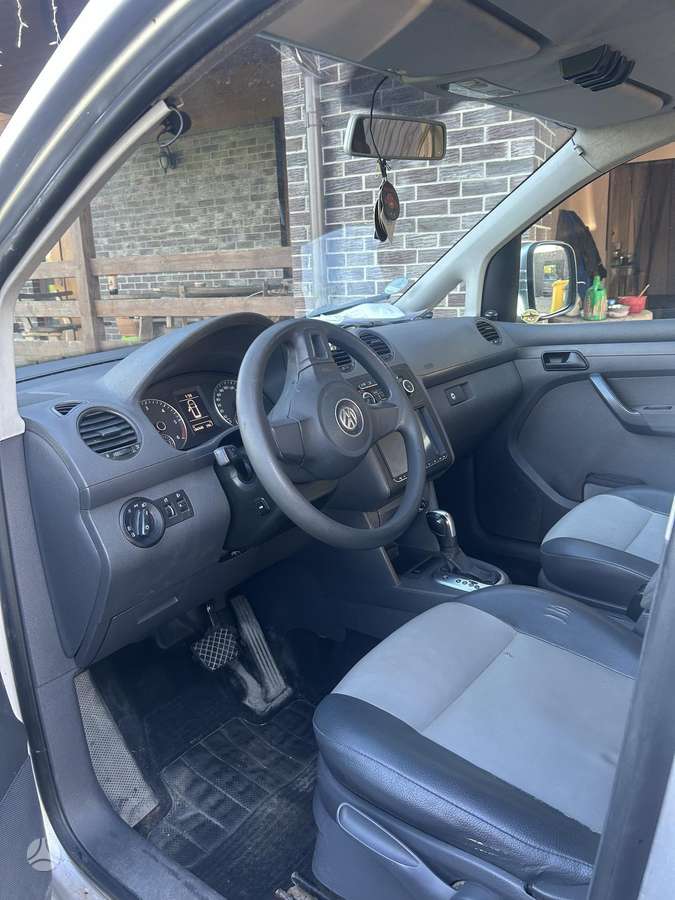 Volkswagen Caddy Maxi - 7