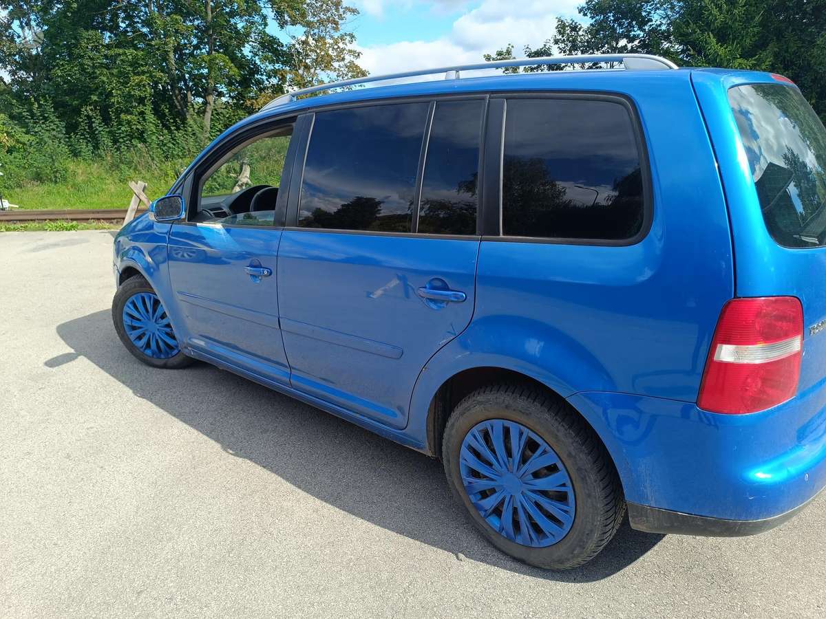 Volkswagen Touran - 6