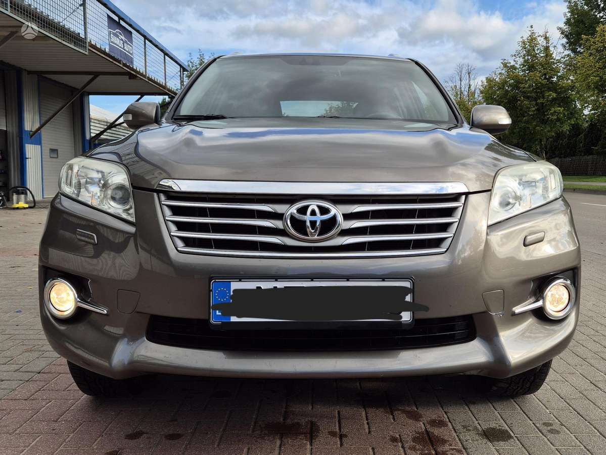 Toyota RAV4, Внедорожник / Кроссовер