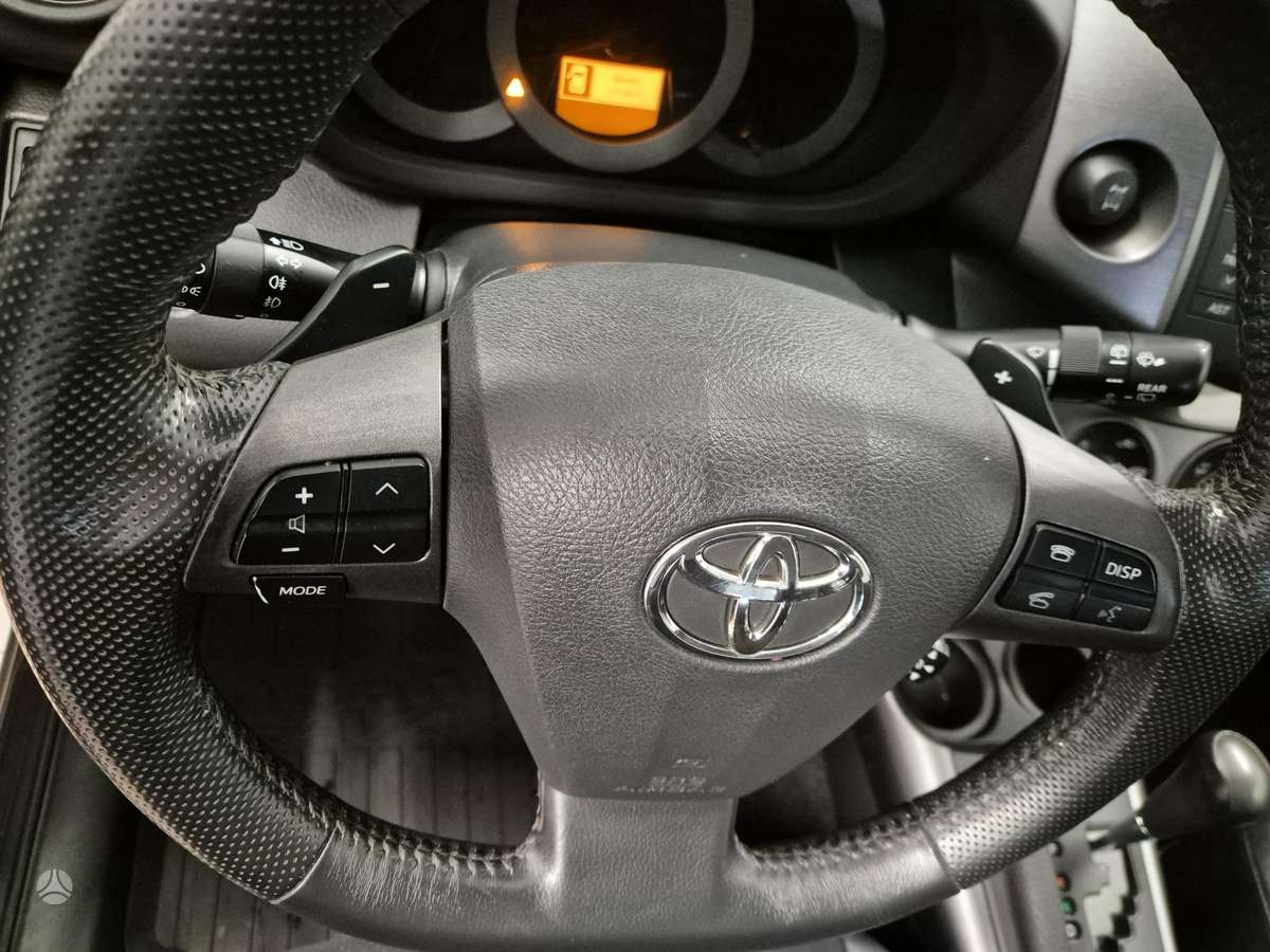 Toyota RAV4, Внедорожник / Кроссовер