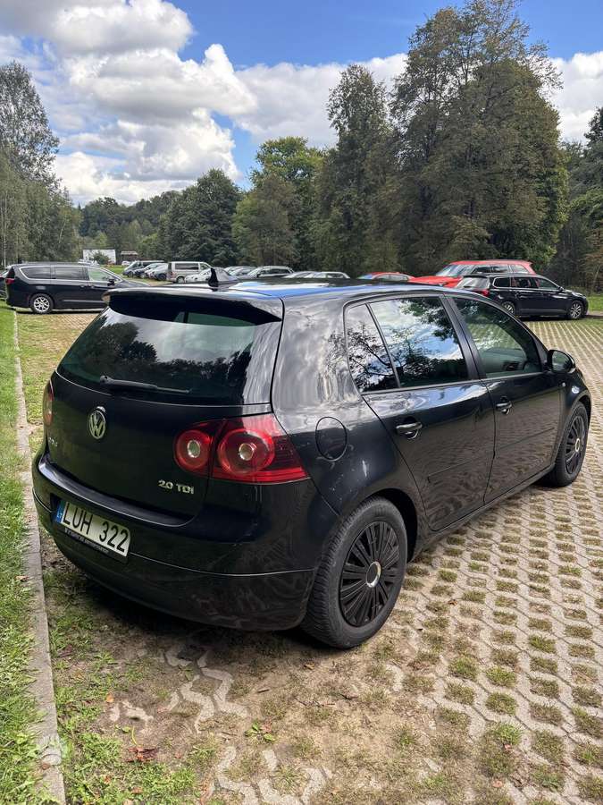 Volkswagen Golf - 4