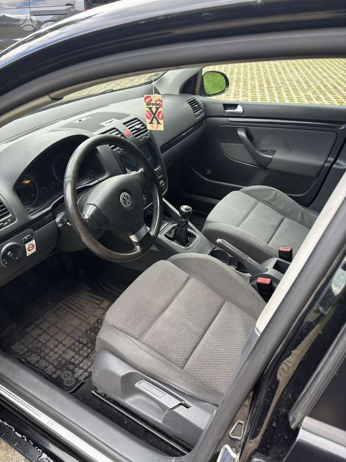 Volkswagen Golf - 7