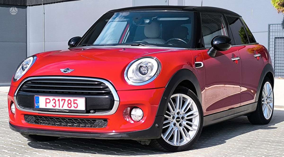 Mini Cooper, 1.5 l., hatchback