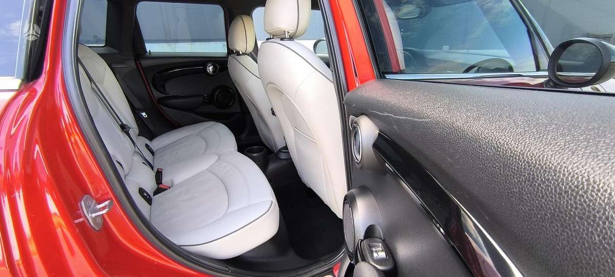 Mini Cooper, 1.5 l., hečbekas