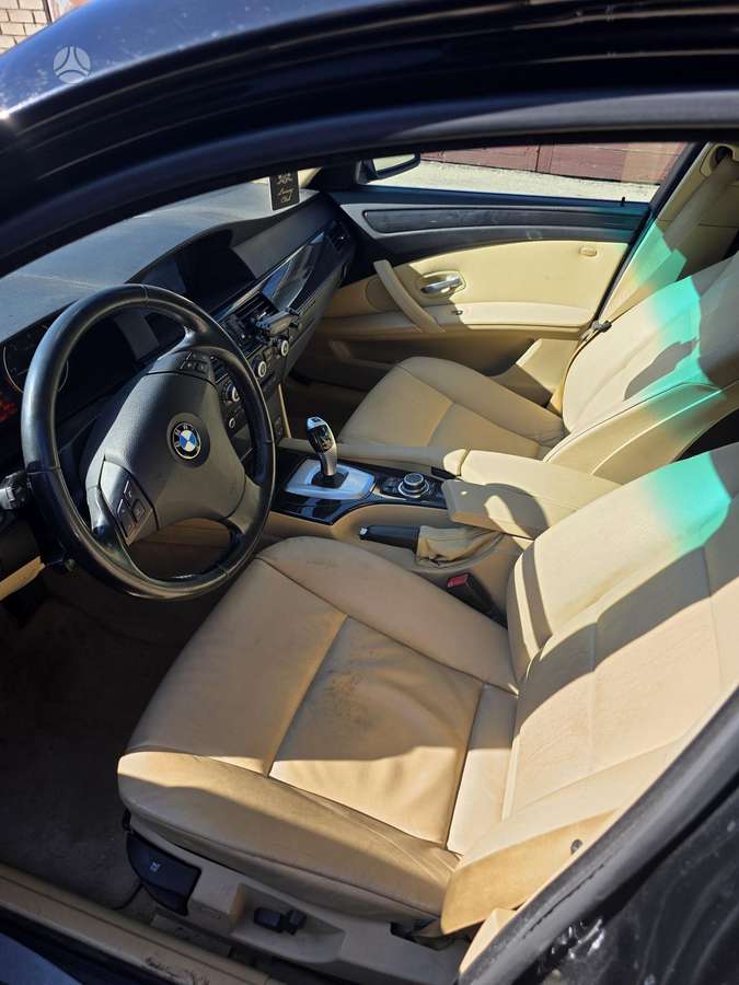 BMW 520, 2.0 l., wagon