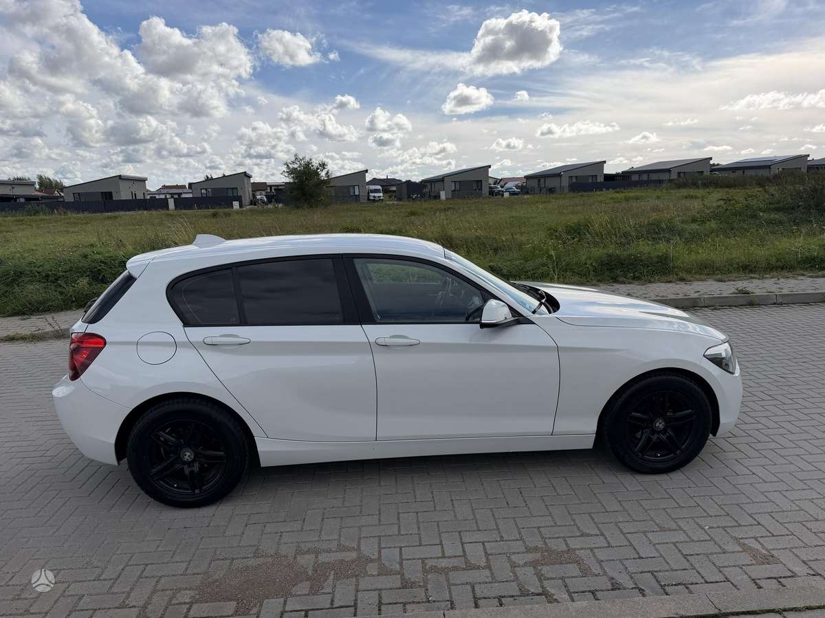 BMW 120, 2.0 l., Хэтчбек