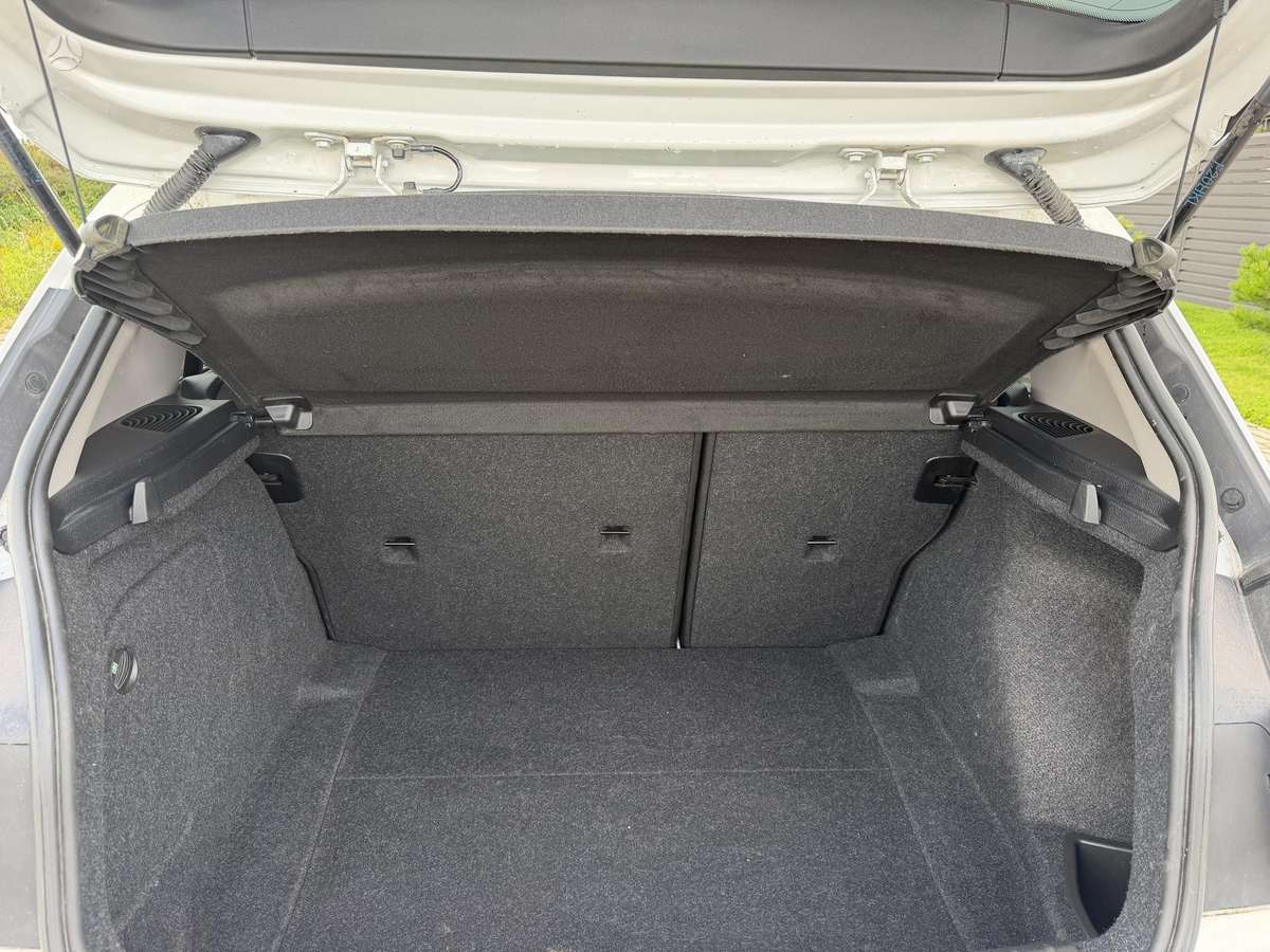 BMW 120, 2.0 l., Хэтчбек