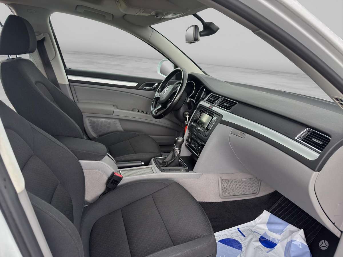 Skoda Superb, 1.6 l., Универсал