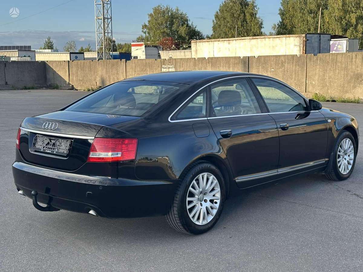 Audi A6, 2.0 l., Седан