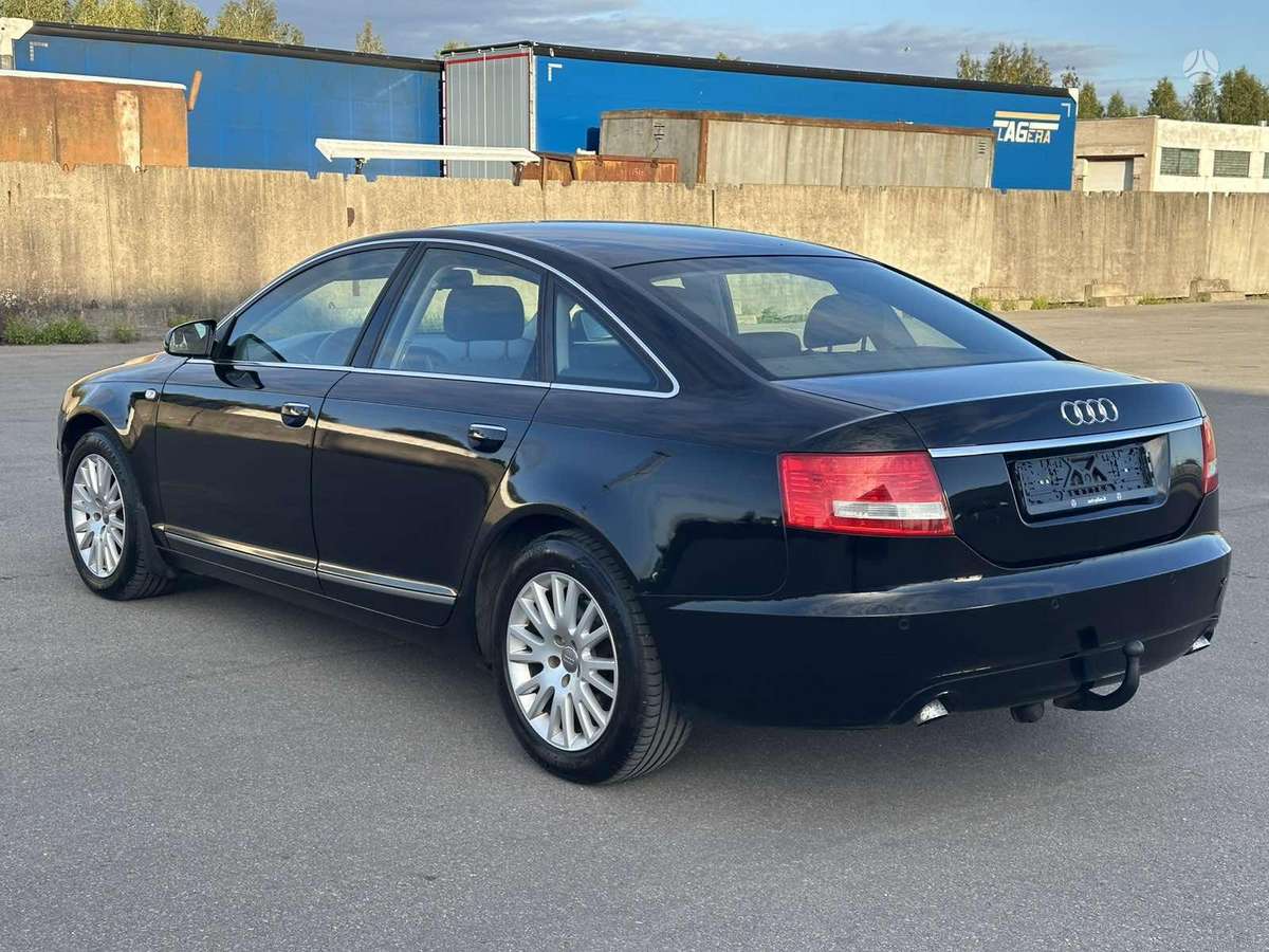 Audi A6, 2.0 l., Седан