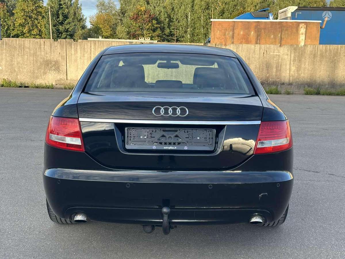 Audi A6, 2.0 l., Седан