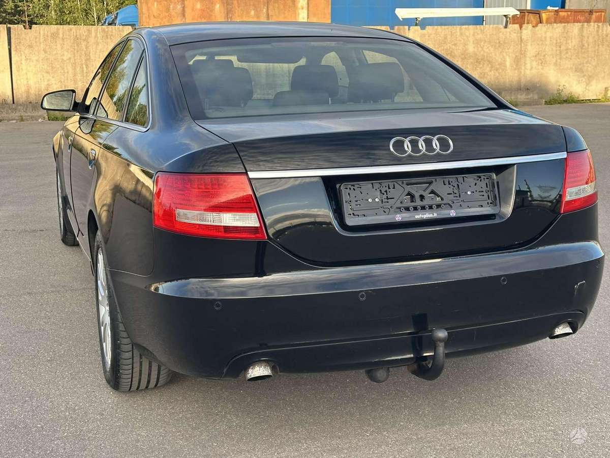 Audi A6, 2.0 l., Седан