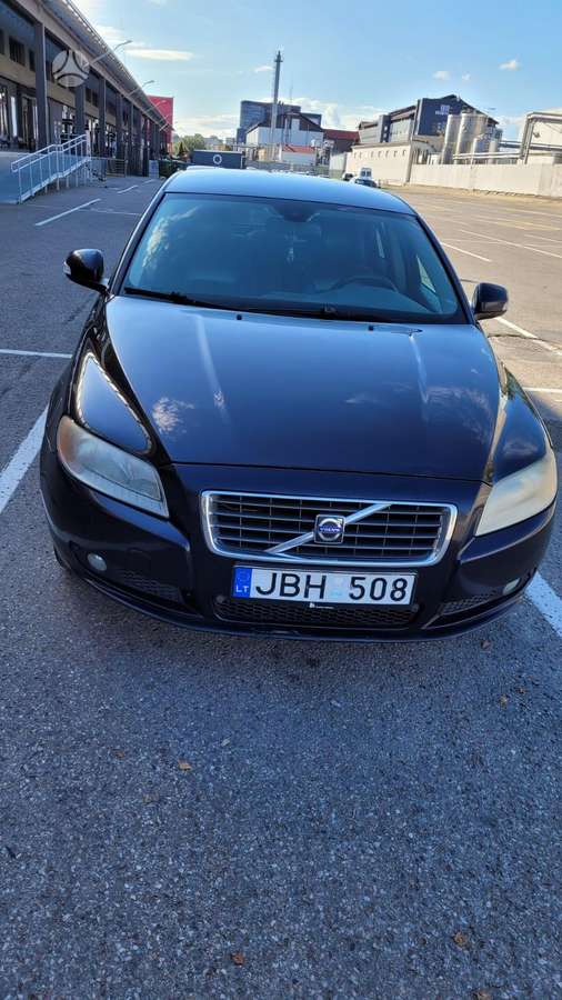 Volvo S80, 2.4 l., Седан