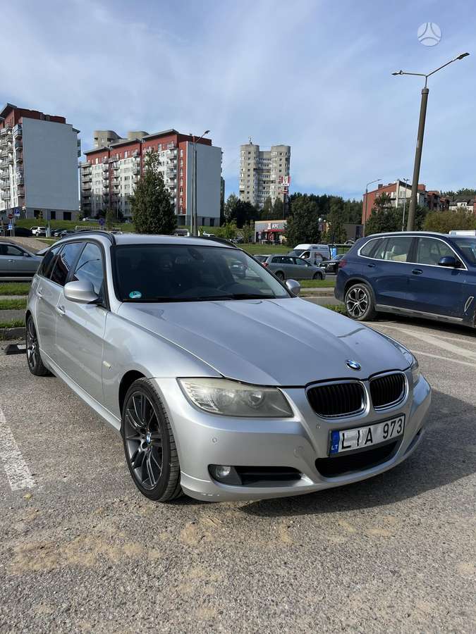 BMW 320, 2.0 l., wagon