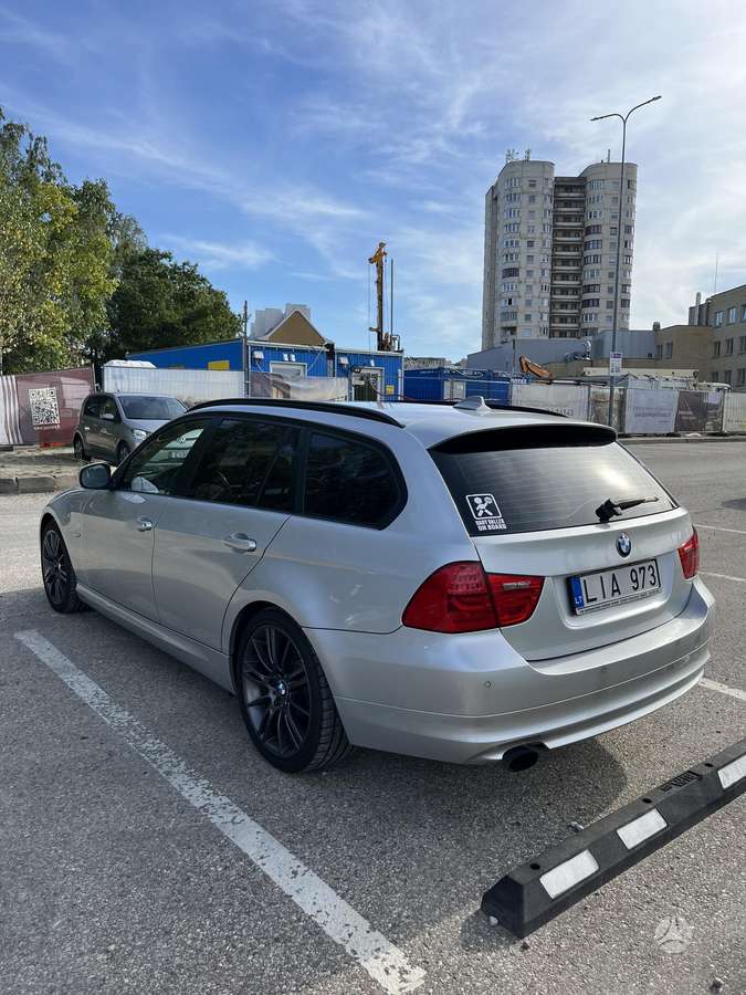 BMW 320, 2.0 l., Универсал