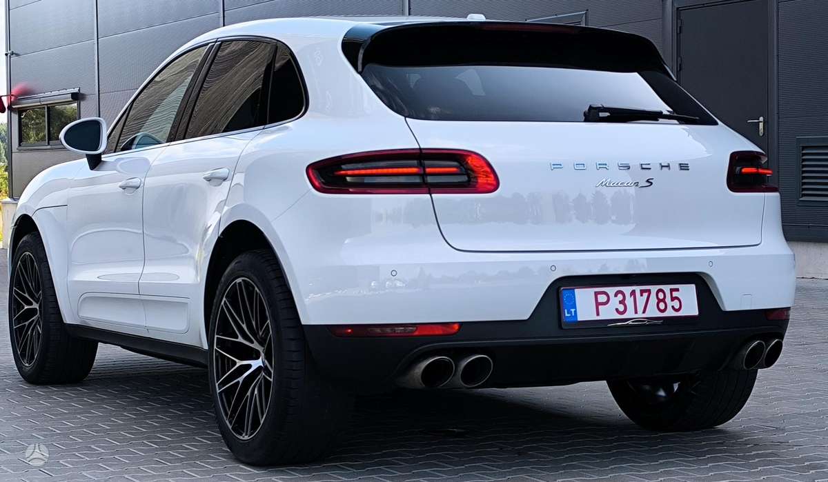Porsche Macan - 4