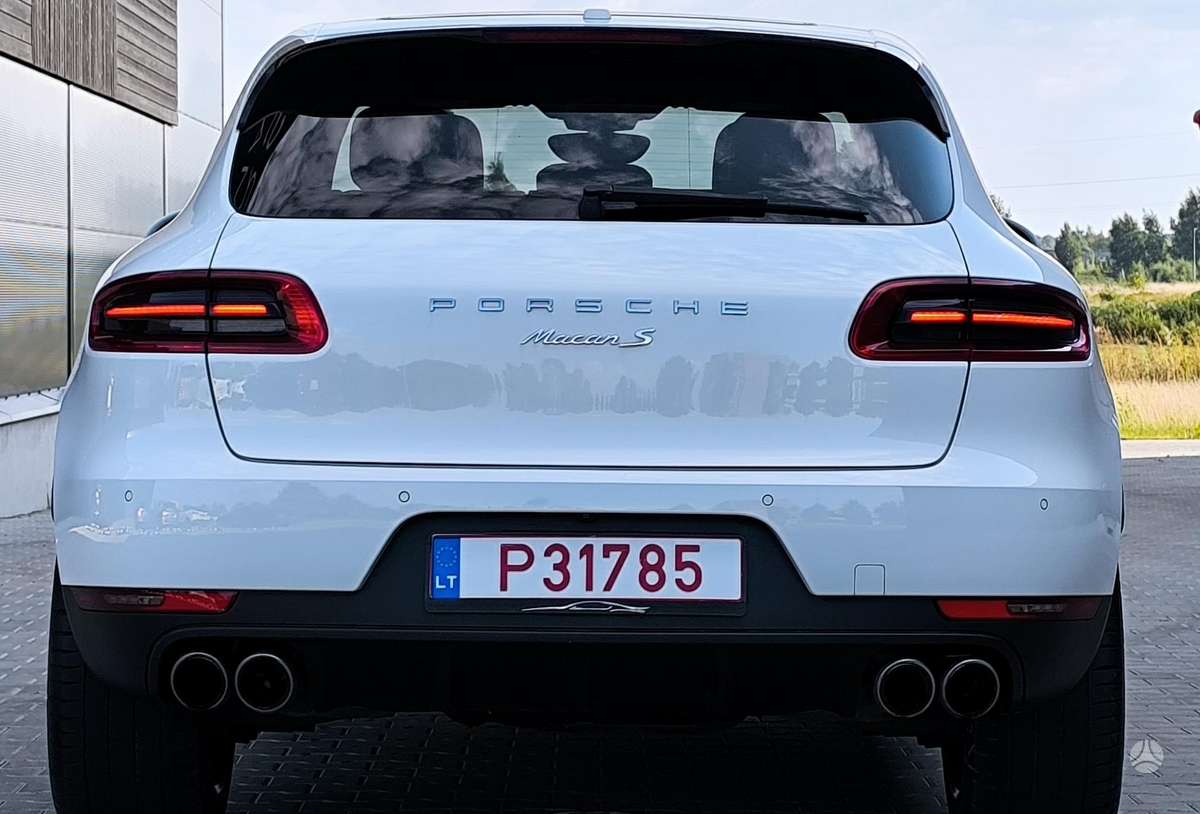 Porsche Macan - 5