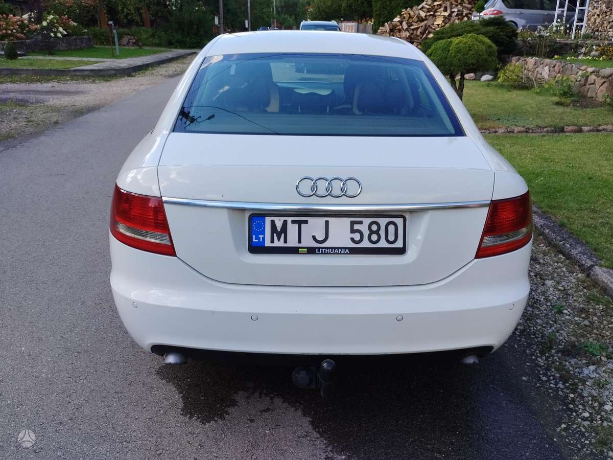 Audi A6, 2.0 l., Седан