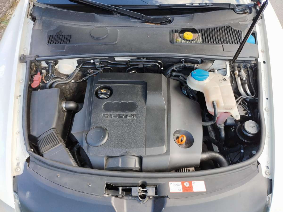 Audi A6, 2.0 l., Седан