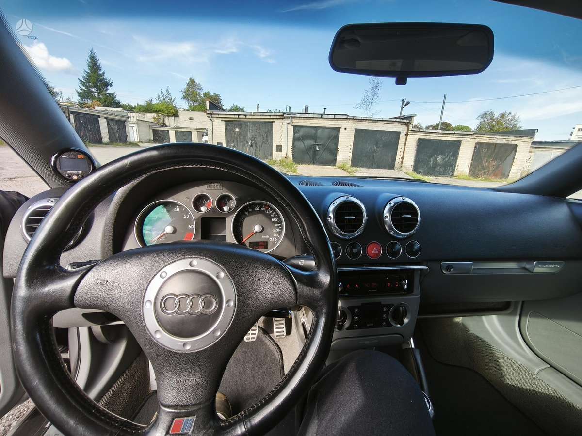 Audi TT, 1.8 l., coupe