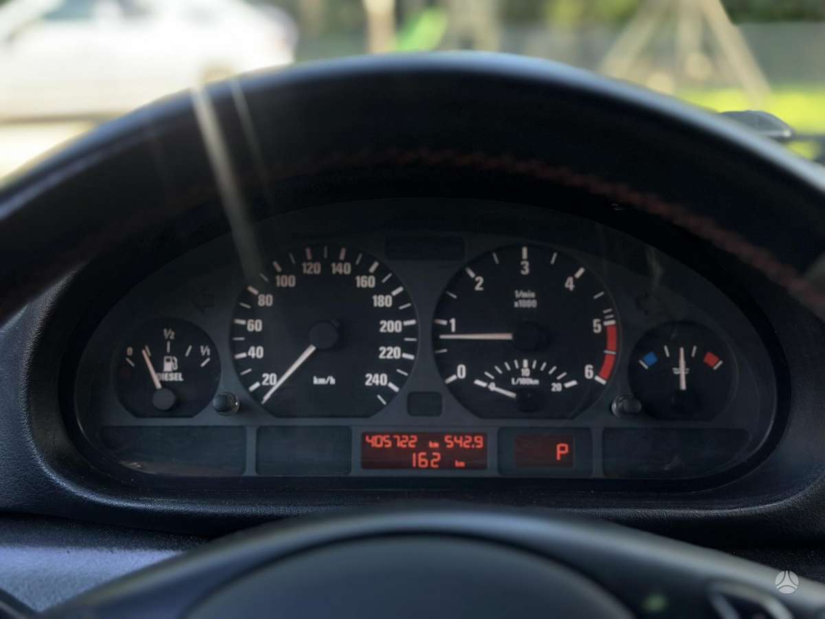 BMW 330, 3.0 l., Седан