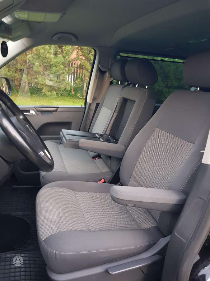 Volkswagen Caravelle - 12