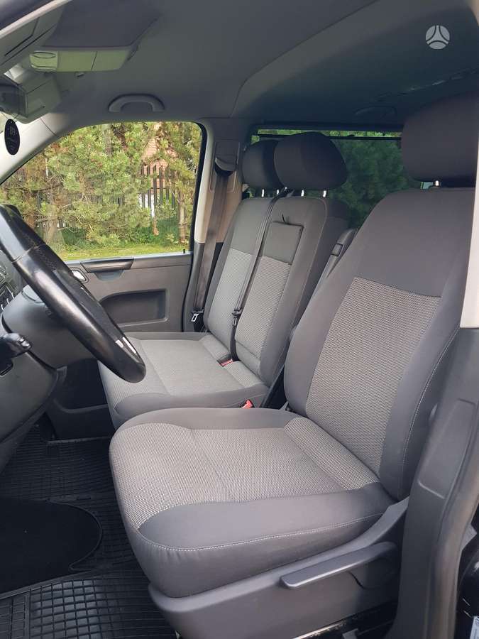 Volkswagen Caravelle - 11