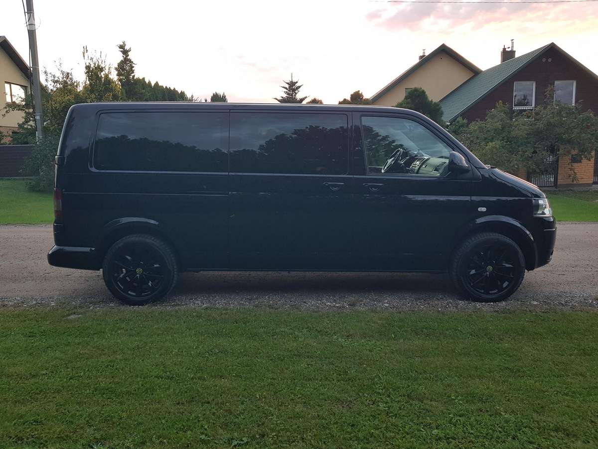 Volkswagen Caravelle - 6