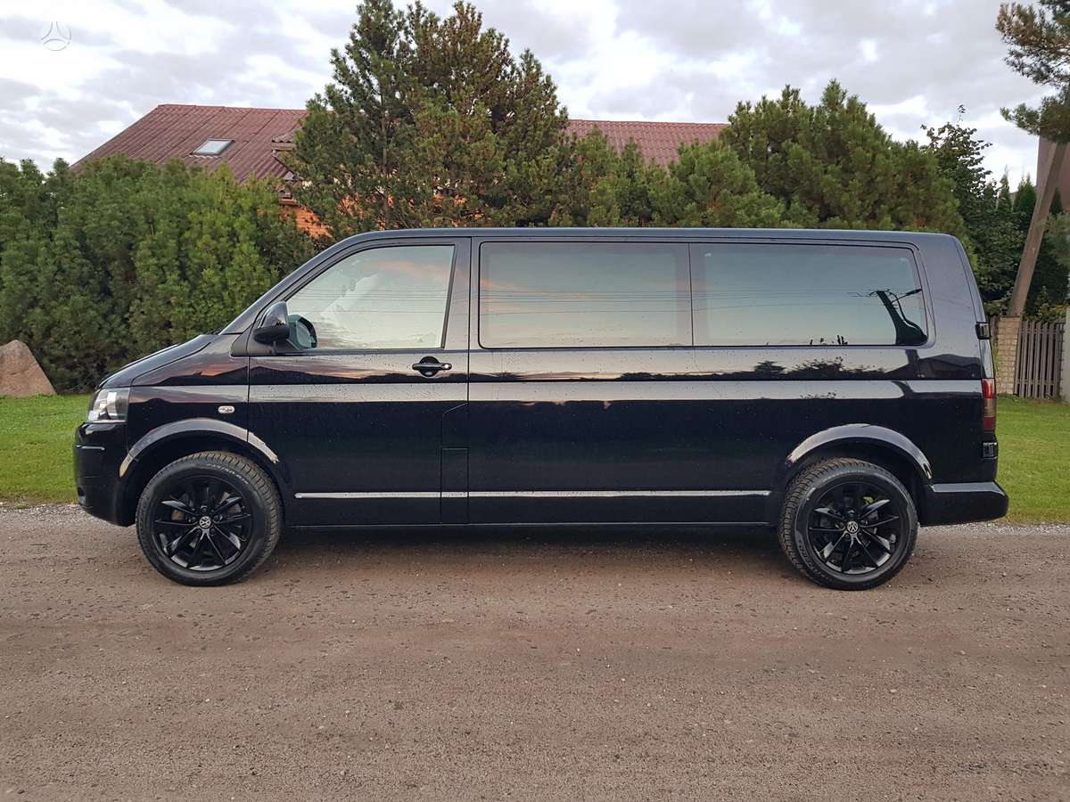 Volkswagen Caravelle - 2