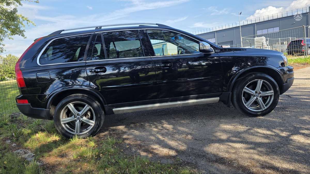 Volvo XC90 - 6
