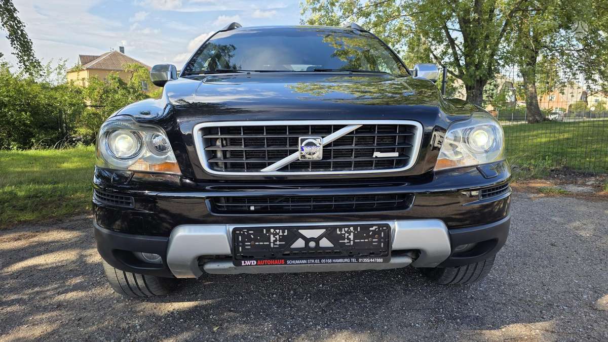 Volvo XC90 - 8