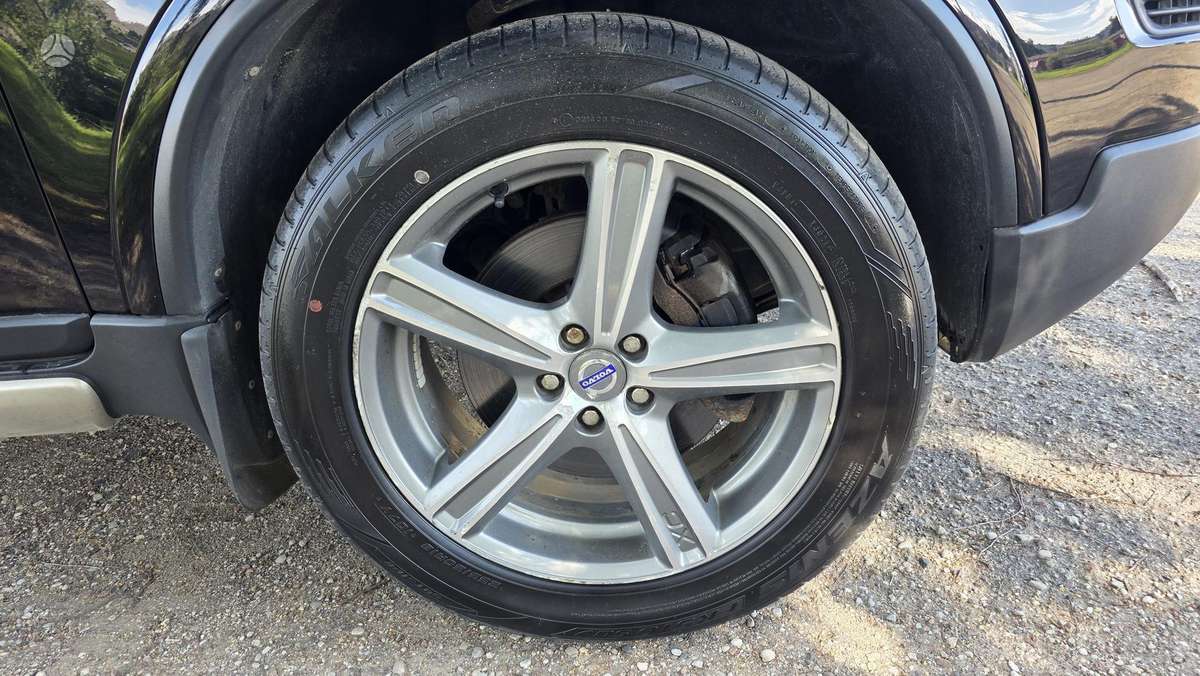 Volvo XC90 - 12