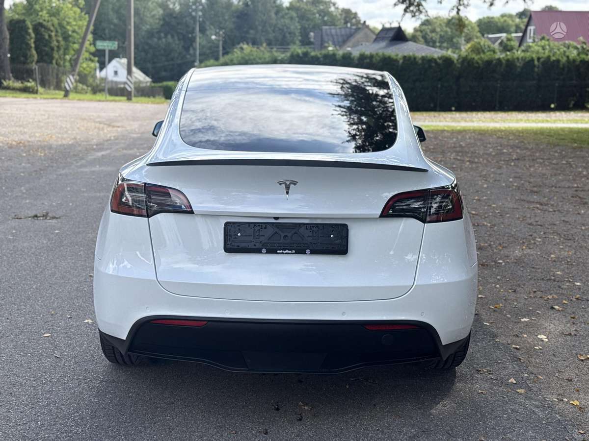 Tesla Model Y, 82 кВт·ч, Хэтчбек