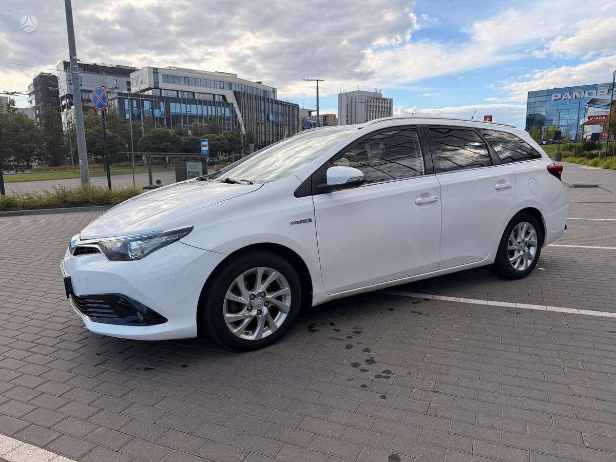 Toyota Auris - 2