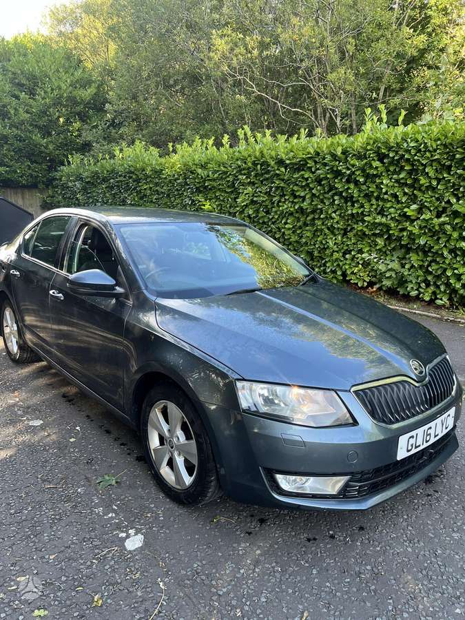 Skoda Octavia, 1.6 l., Седан