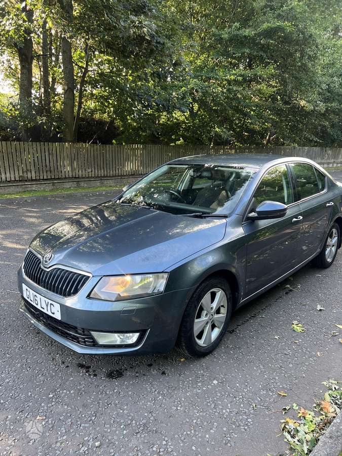 Skoda Octavia, 1.6 l., Седан