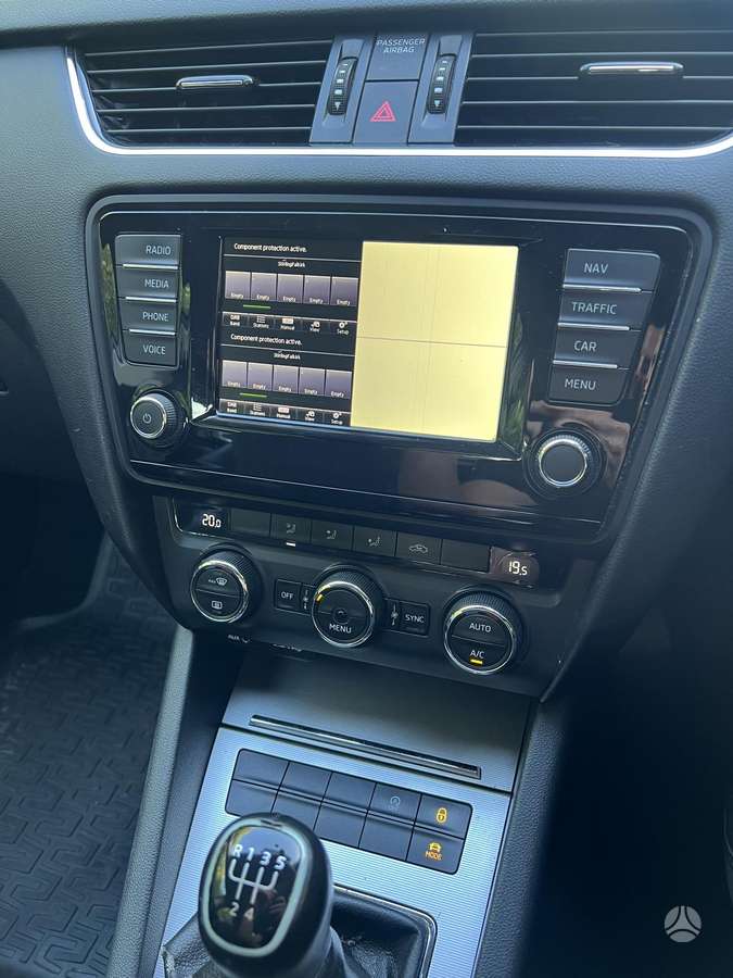 Skoda Octavia, 1.6 l., Седан