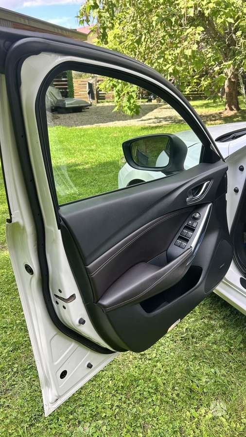 Mazda 6, 2.2 l., wagon