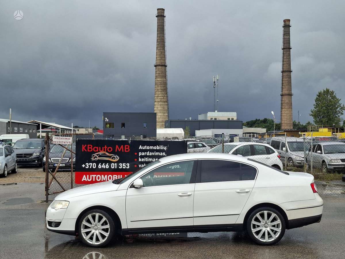 Volkswagen Passat - 2