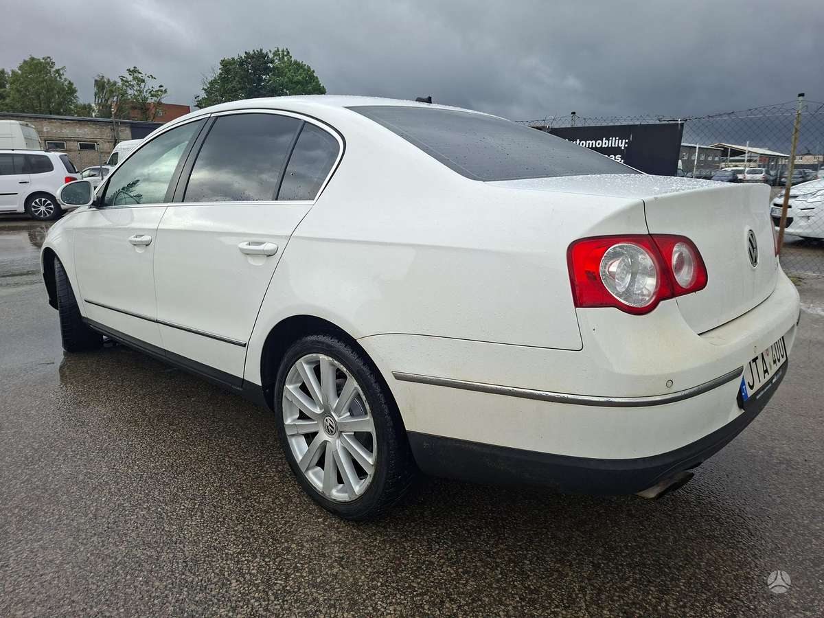 Volkswagen Passat - 9